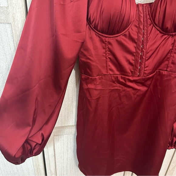 Windsor Sweet & Chic Satin Mini Dress Long Balloon Sleeve Corset Red NWT Size L - Picture 4 of 9